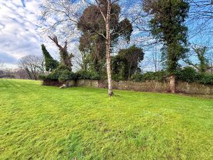 Photo 13- click for photo gallery